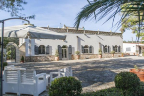 Villa dell'Amicizia, Idylic Italian garden retreat Oria